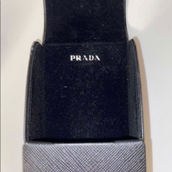 Authentic Prada Unisex sunglasses - Picture 4 of 4